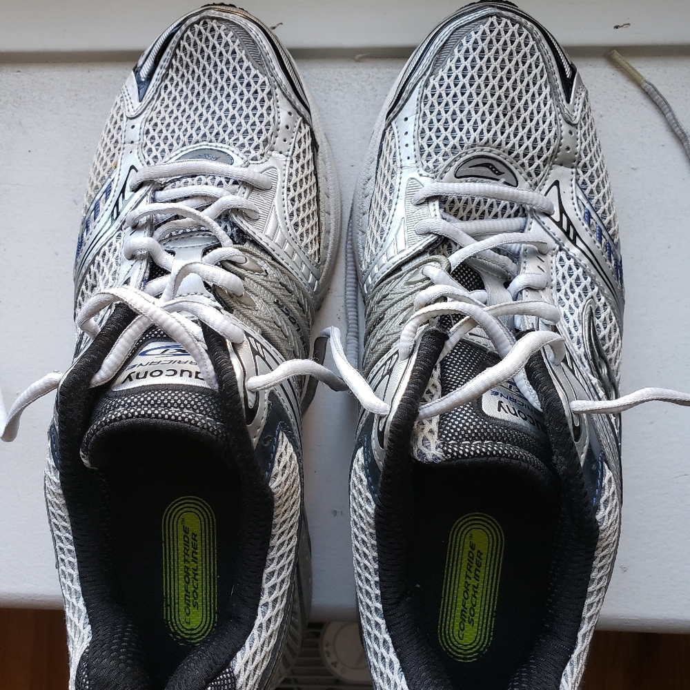 Saucony Hurricane XI